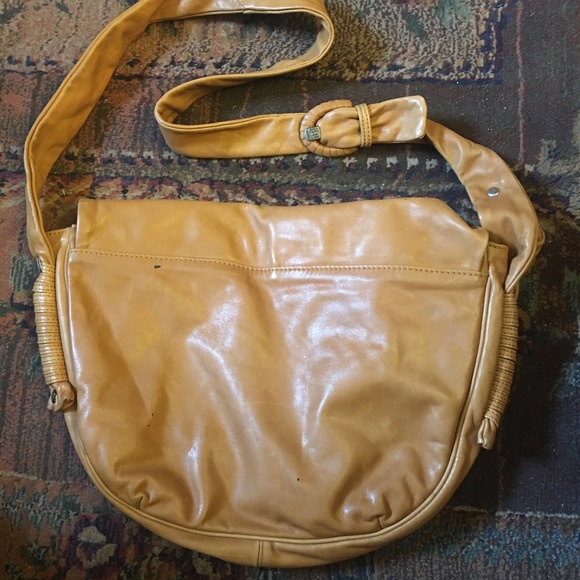 Host Pick: BUGGIANI Italian Leather Shoulder Handbag - $65 - Picture 6 of 10